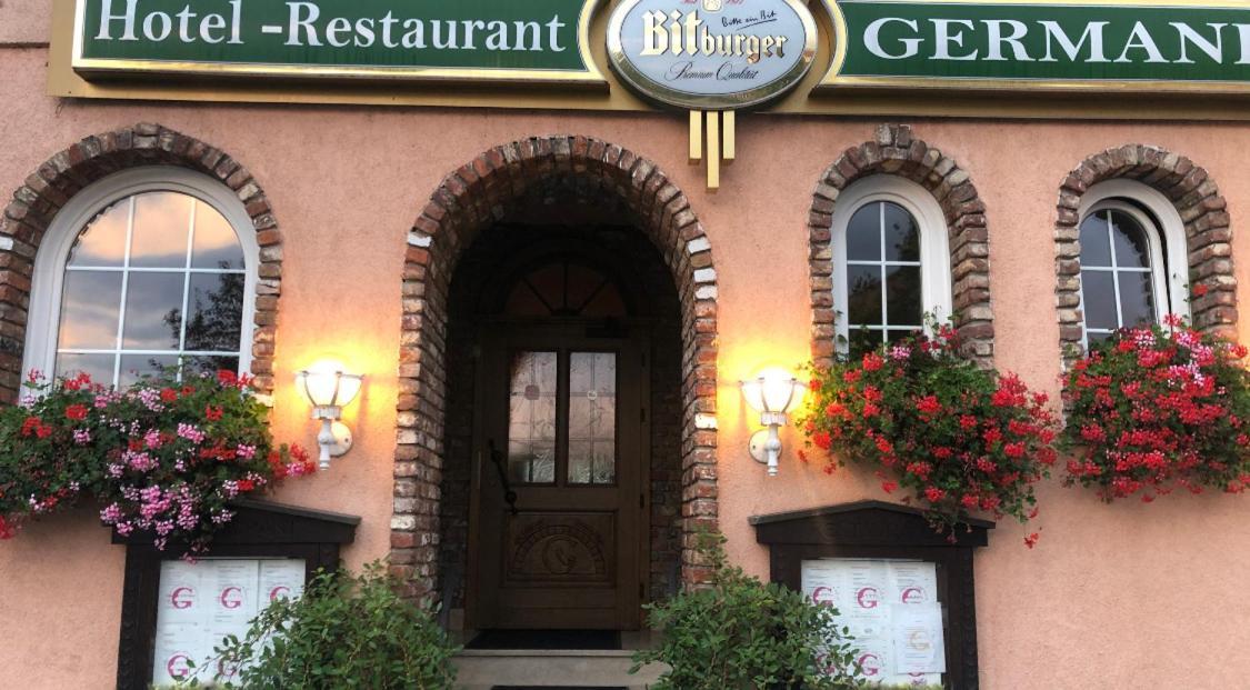 Hotel Restaurant Germania Нойвид Экстерьер фото