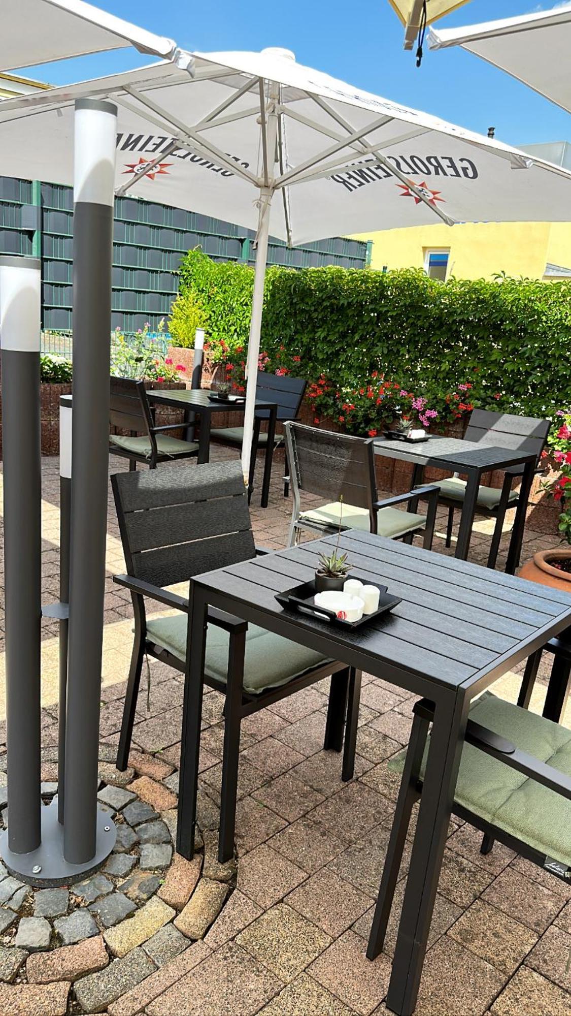 Hotel Restaurant Germania Нойвид Экстерьер фото